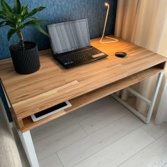 Рабочий стол Mirro A700